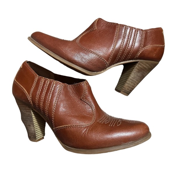 Brown Gianni Bini Cowboy Western Booties Size 8.5 8 1/2 - Picture 1 of 4